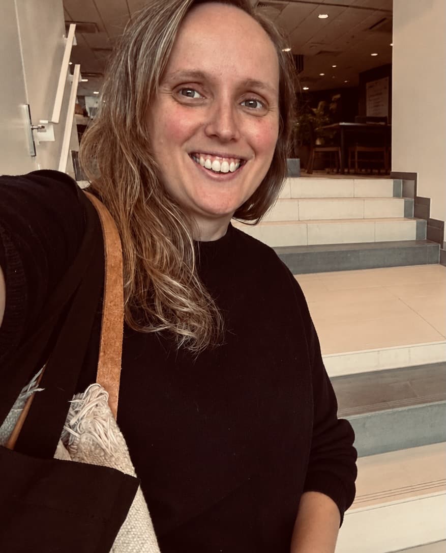 Lynne — co-founder van Dream Team Studio Brugge